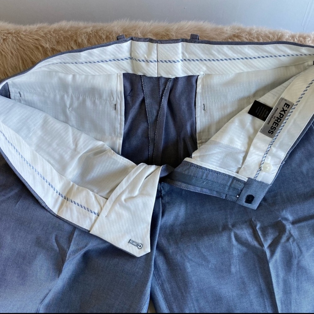 Express suit - Picture 13 of 15